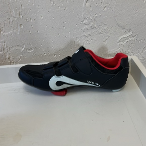Barely Worn Peloton Cycling Shoe Size 41 (Men’s Size 8 / Women’s Size 10) - Picture 7 of 8